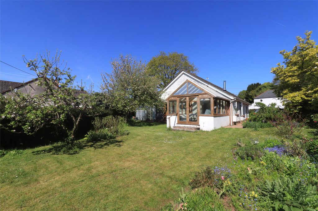 Property photo 2 of 16 2 - Picture No. 23