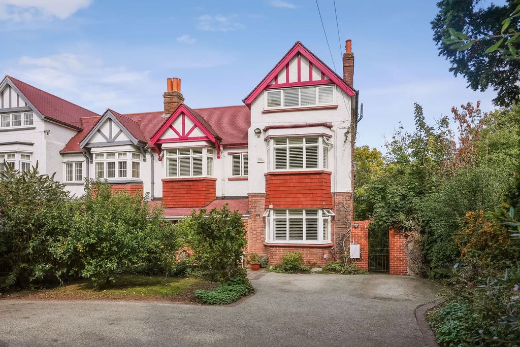 Property photo 1 of 20