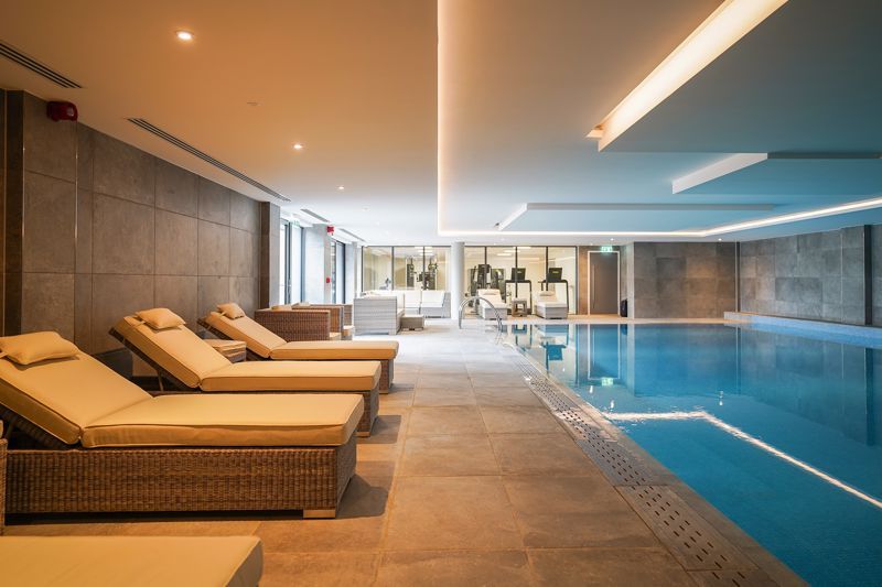 Property photo 3 of 31 Swimming Pool