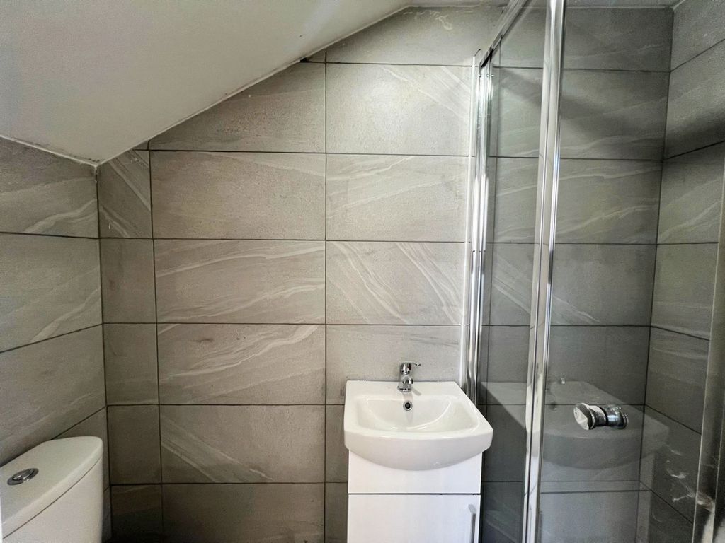 Property photo 3 of 3