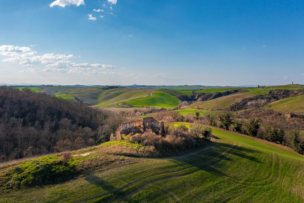 Property photo 1 of 22 Image