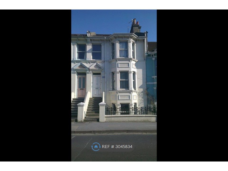Property photo 1 of 12 Front Facia