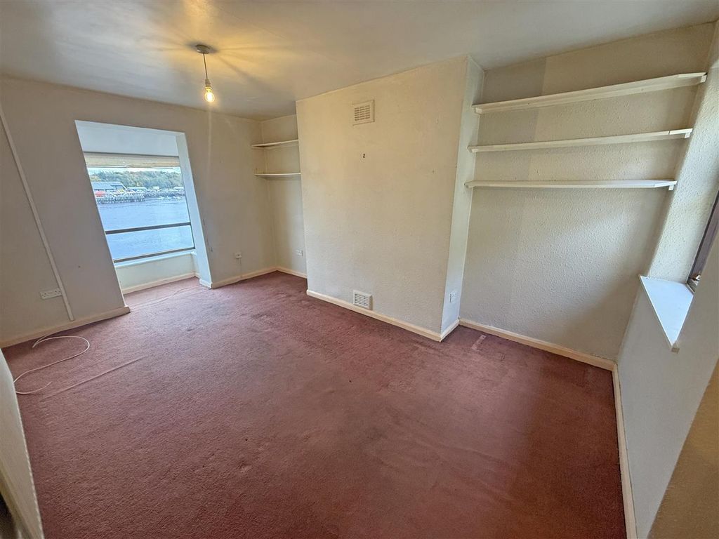 Property photo 2 of 7 Living Room.Jpg