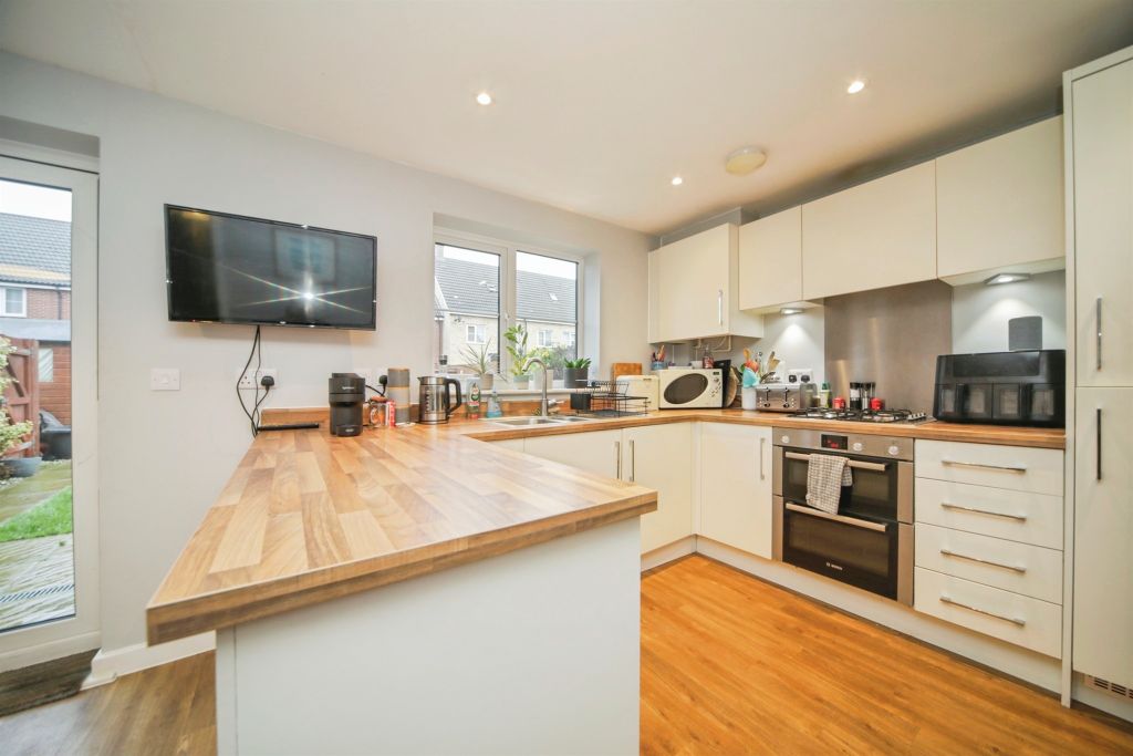 Property photo 3 of 15