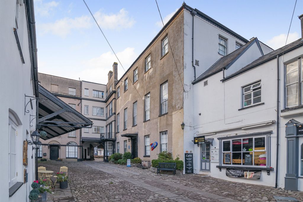 Additional image 20 of 2 bed flat for saleBeaufort Arms Court, Monmouth, Monmouthshire NP25