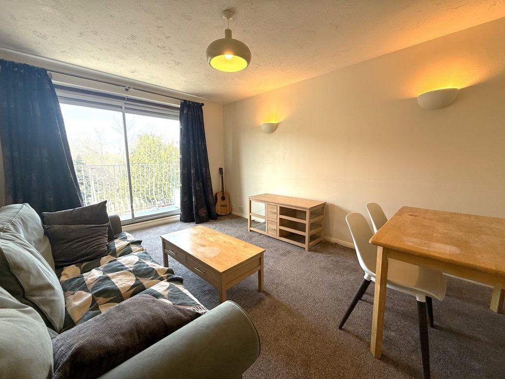 Property photo 1 of 9 Reception