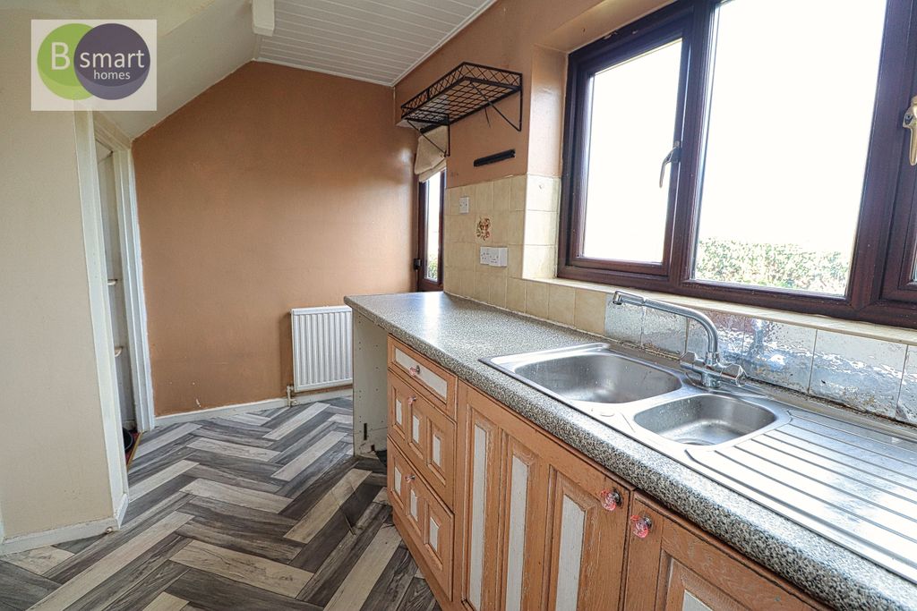 Property photo 3 of 14 Img_5207