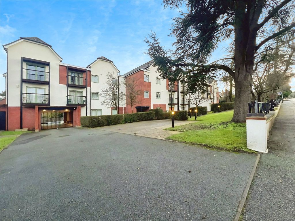 Property photo 1 of 14 Front