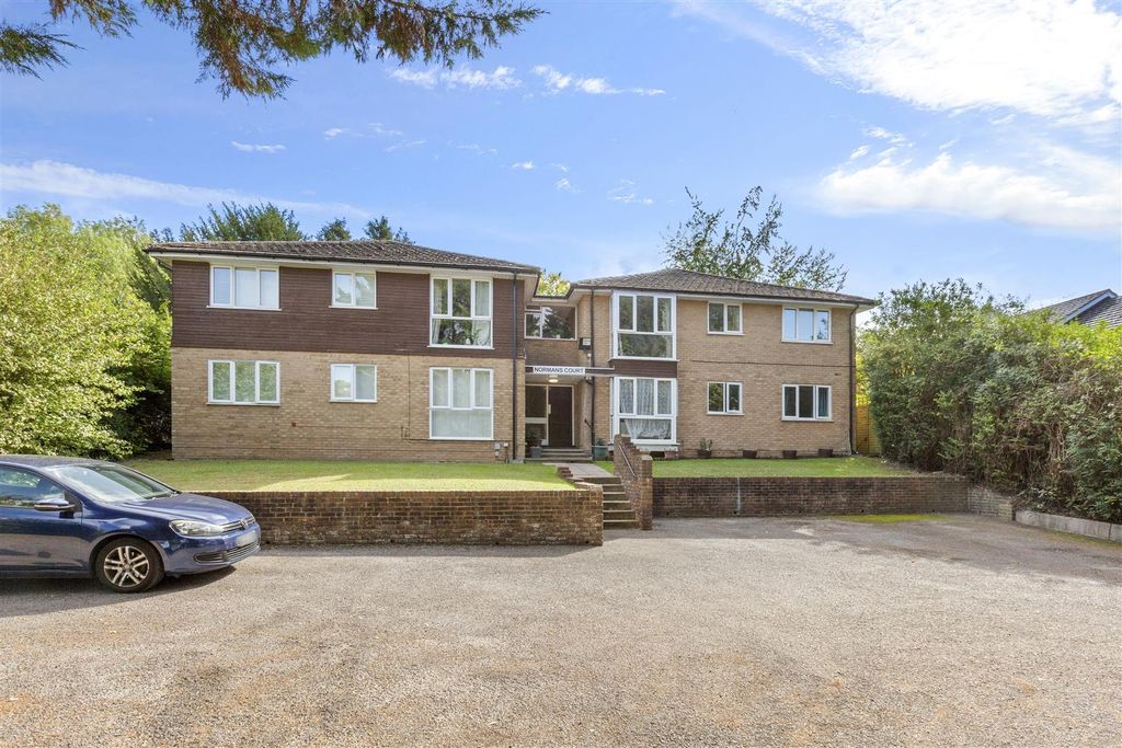 Property photo 1 of 13 Normans Court, Micklefield Rd-13.Jpg