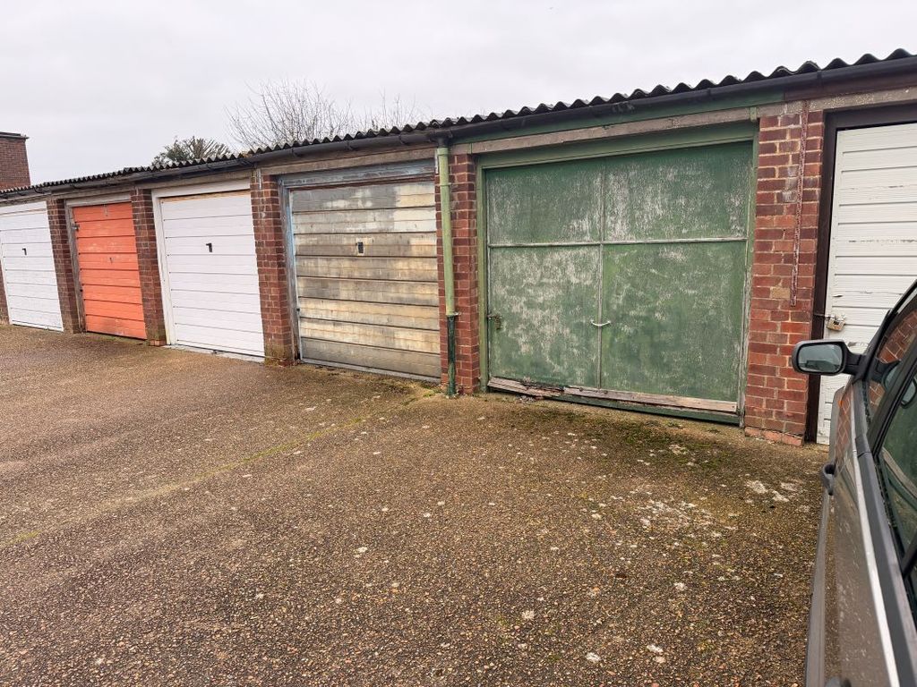 Property photo 2 of 4