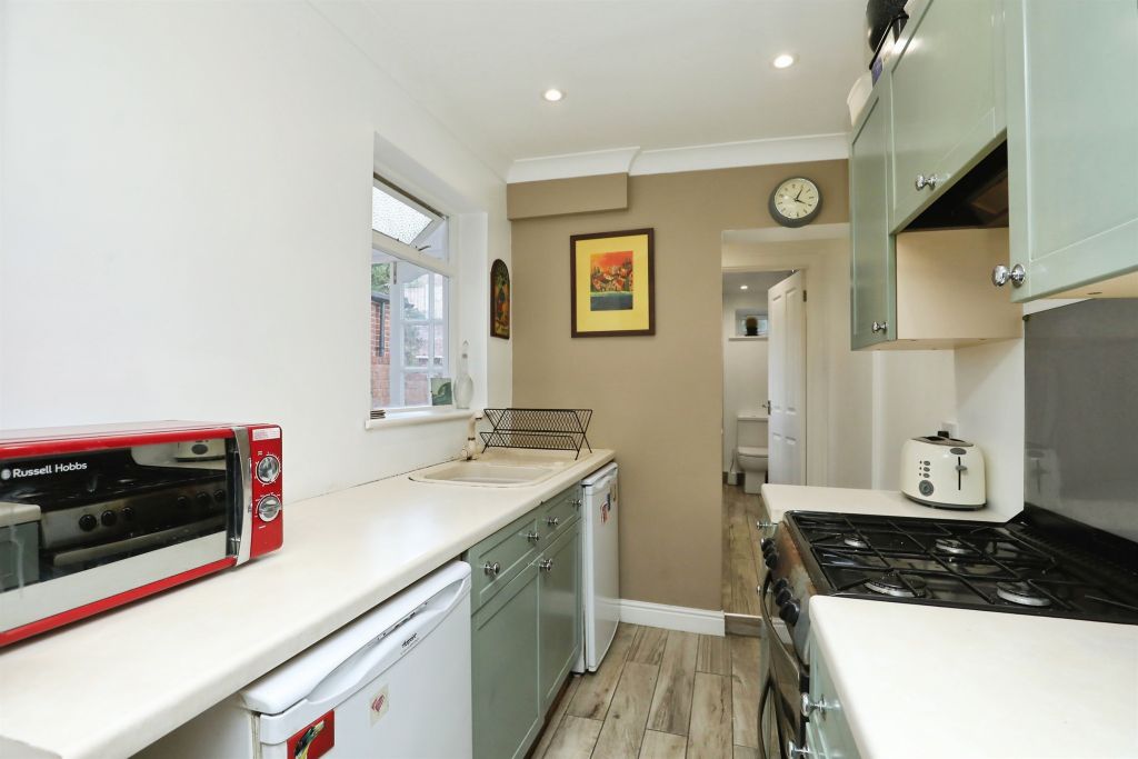 Property photo 3 of 17