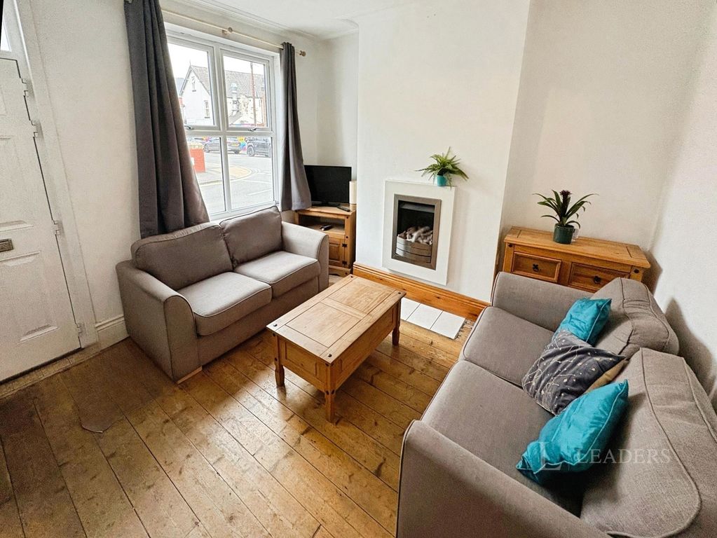 Property photo 2 of 10 Pbox-Img.Jpg