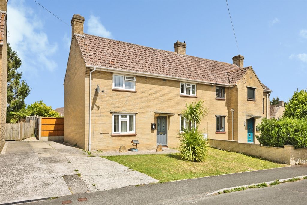 Property photo 1 of 14