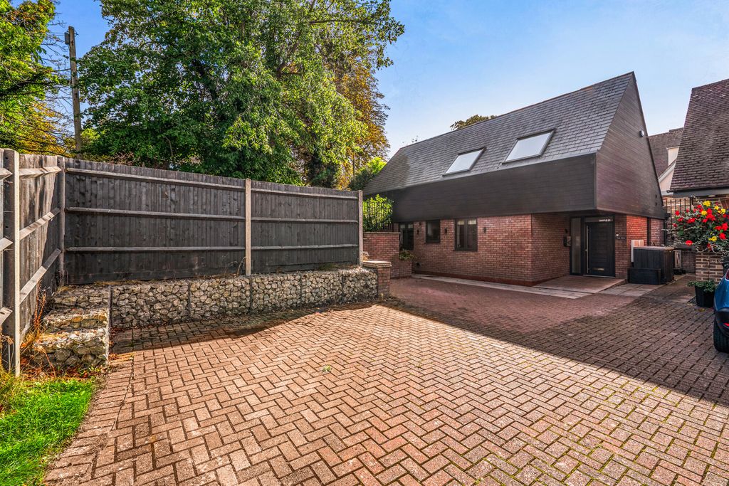 Property photo 1 of 24 1515750-1-6Aac00A...