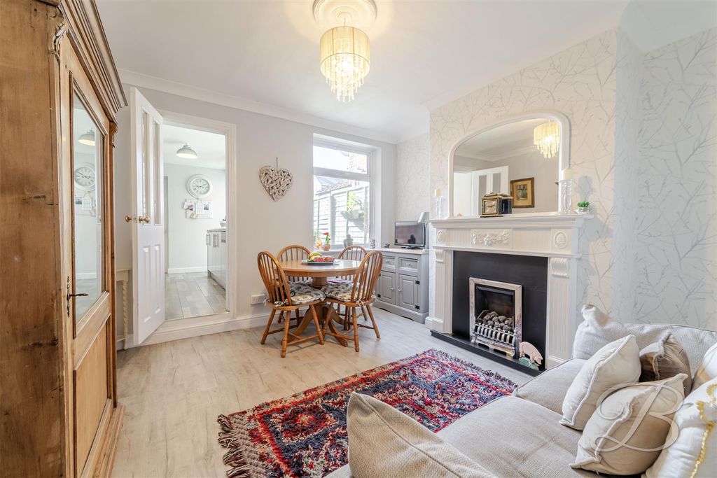 Property photo 3 of 40 Ccltd-7.Jpg