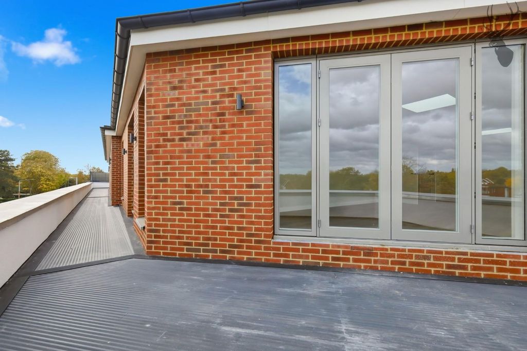 Additional image 11 of 2 bed flat for saleNovella, Chigwell IG7