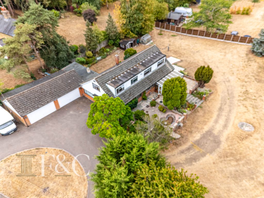 Property photo 1 of 31 Dji_20260818131527_0001_D