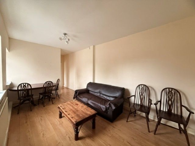 Property photo 1 of 6 5