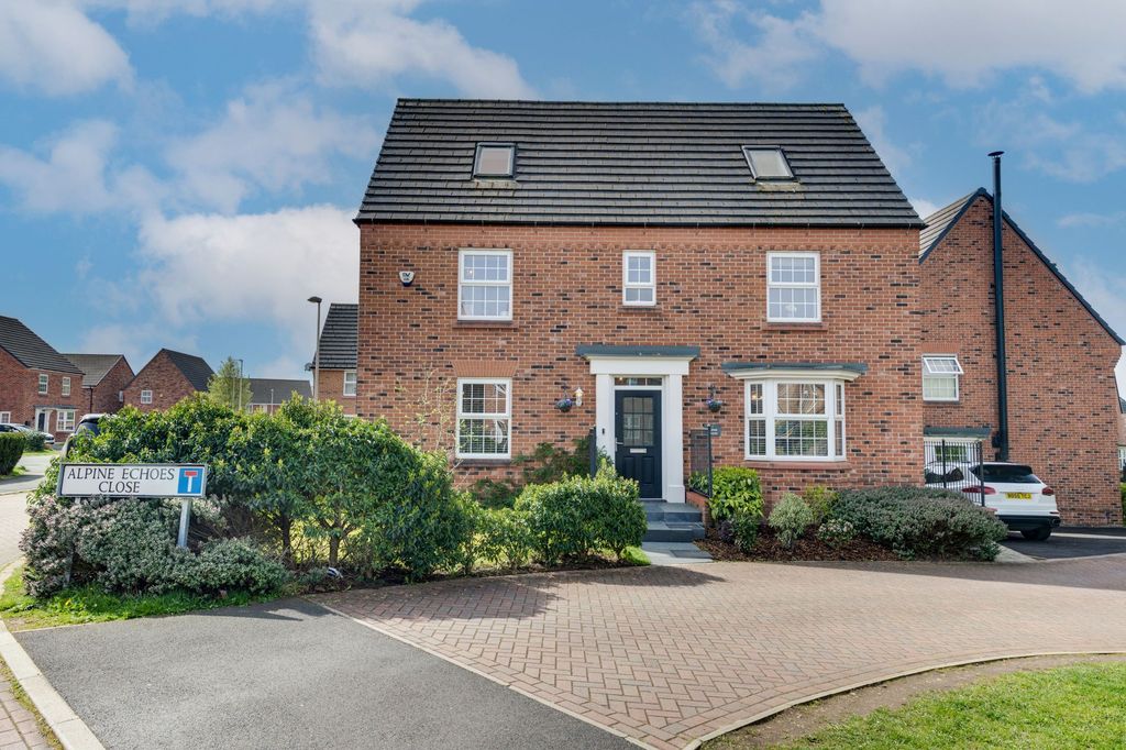 Property photo 1 of 35