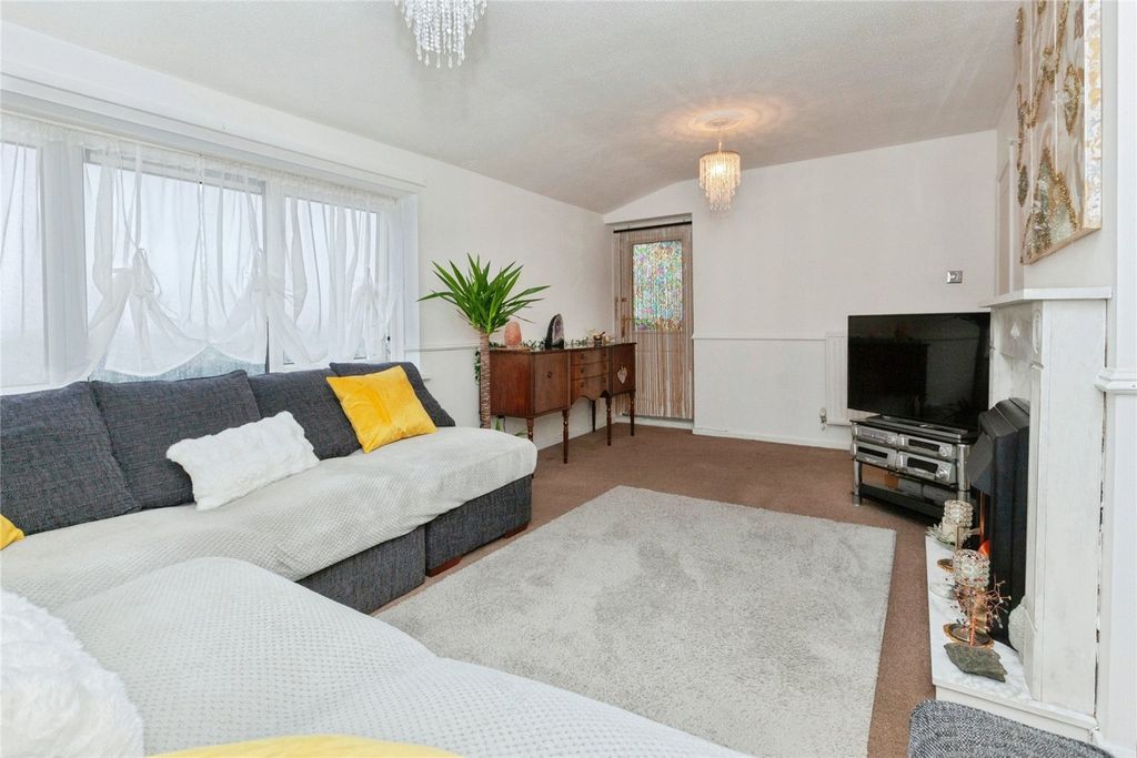 Property photo 1 of 18 Picture No. 10