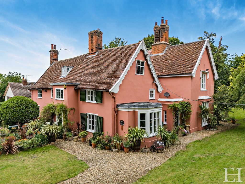 Property photo 1 of 34 8658770-Exteriorwm20-800
