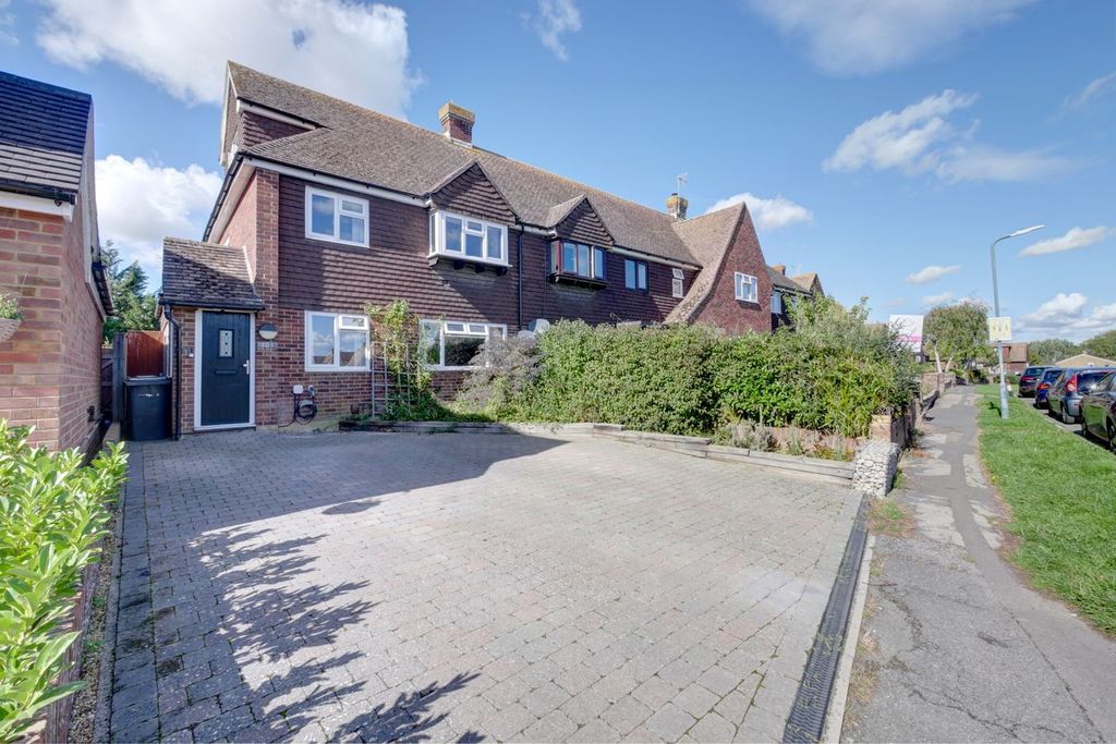 Property photo 1 of 38