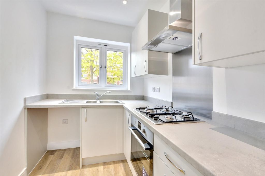 Property photo 3 of 18 Kitchen_1.Jpeg