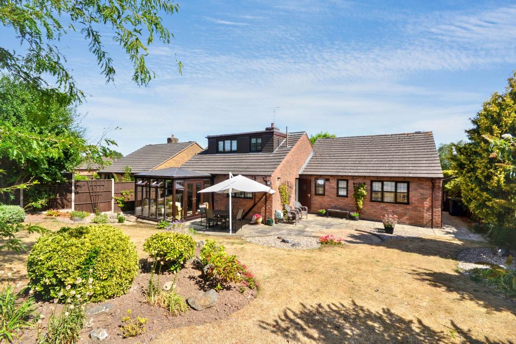 Property photo 2 of 22