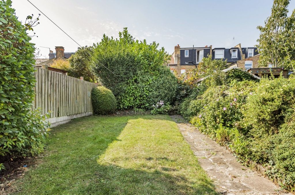 Property photo 3 of 6 648152 (6)