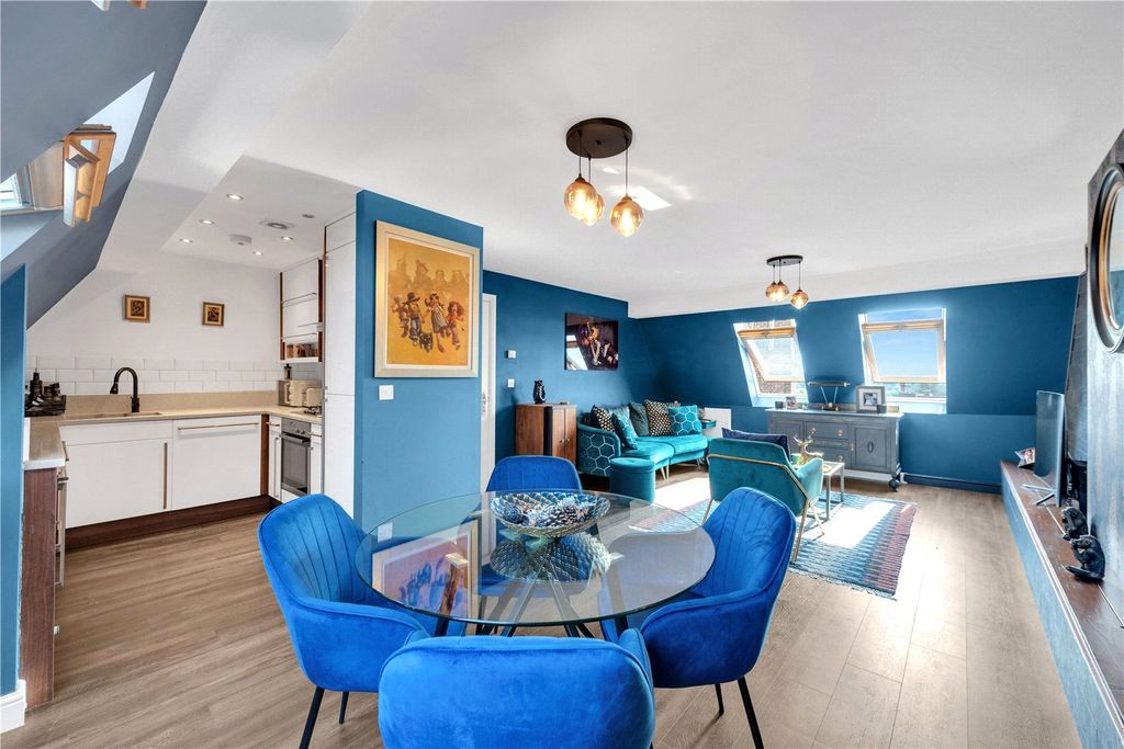 Property photo 1 of 16 Picture No. 15