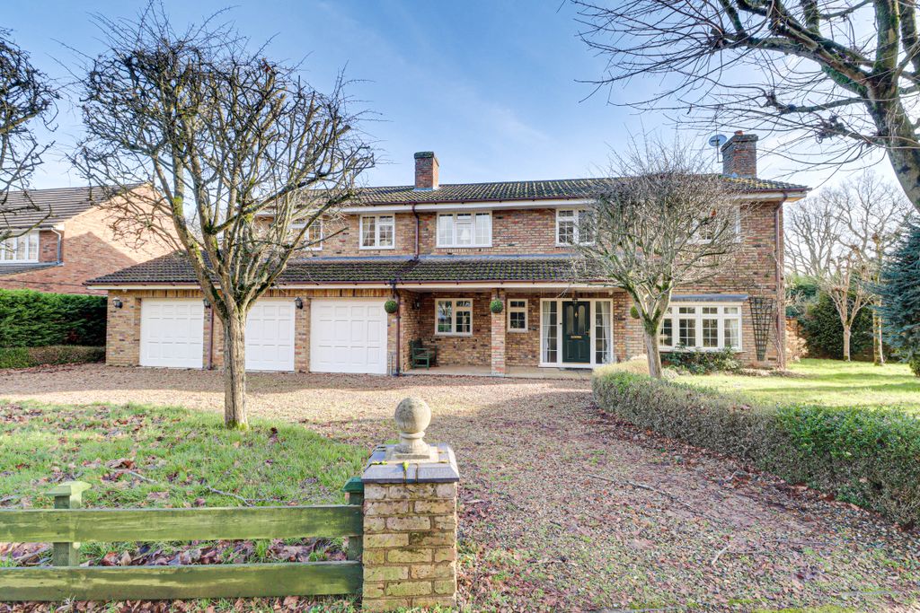 Property photo 1 of 30 Img0560Img0562