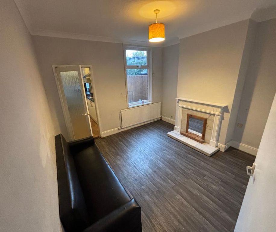 Property photo 2 of 11 Second Reception