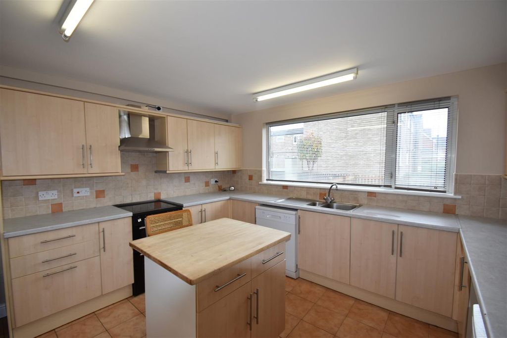 Property photo 2 of 15 2.Jpg