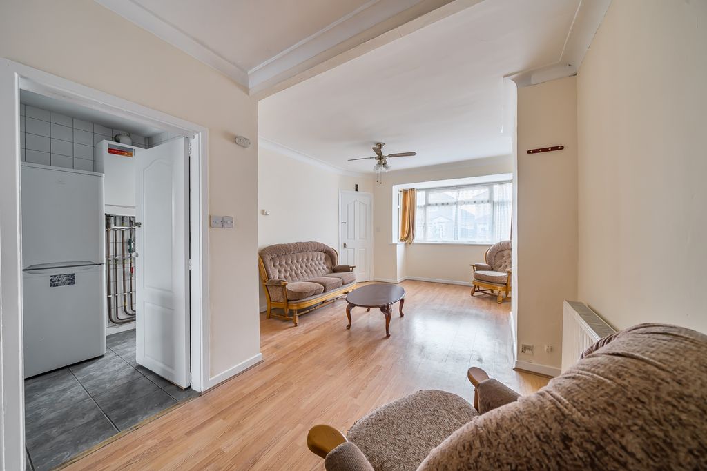 Property photo 2 of 18 Photo 18