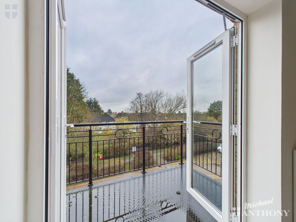 Property photo 3 of 11 B740c5F30A79408Bbcd6687c7B2A0071_80_Cam03218G0-Pr0879-Still001