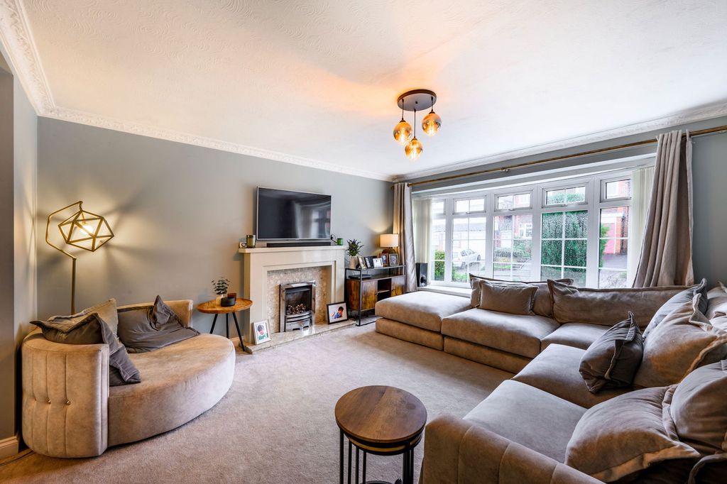 Property photo 3 of 22