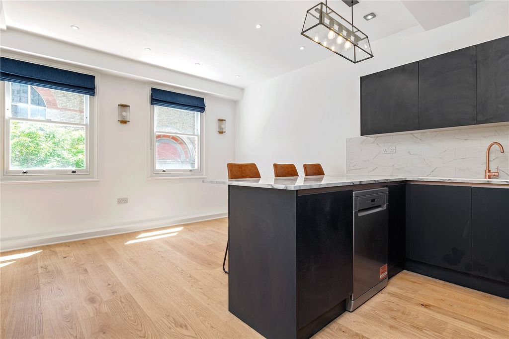Property photo 1 of 14 Open Plan