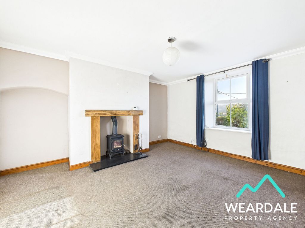 Property photo 2 of 32