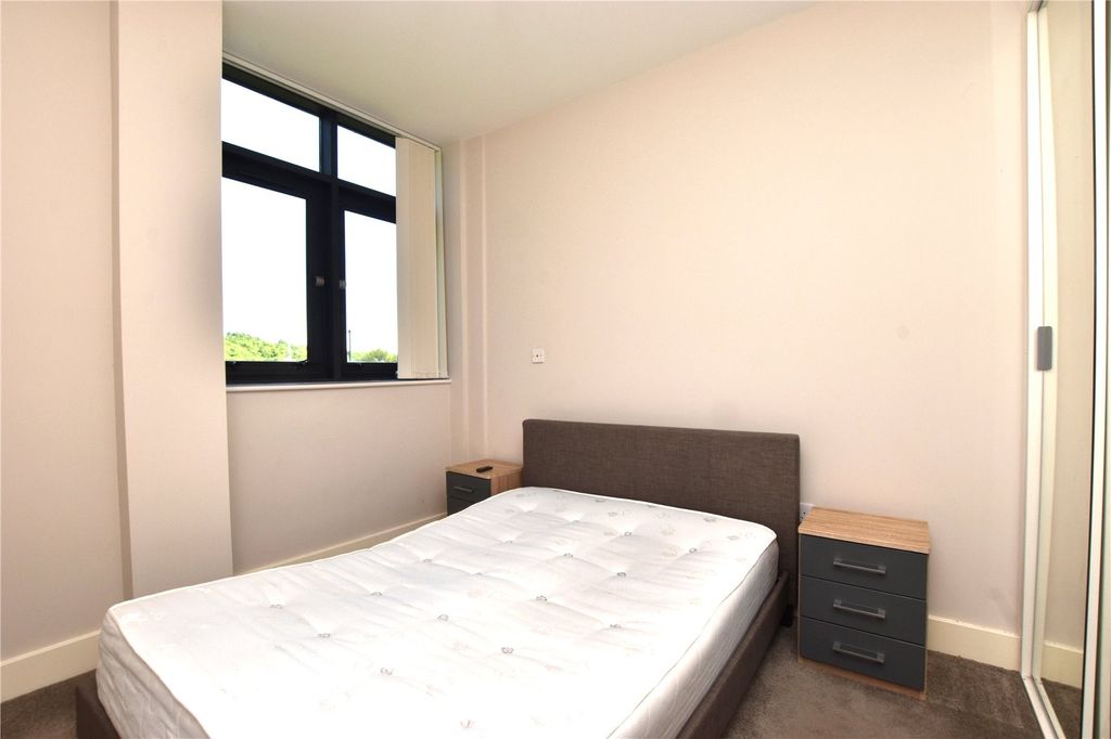 Property photo 3 of 15 Picture No. 07