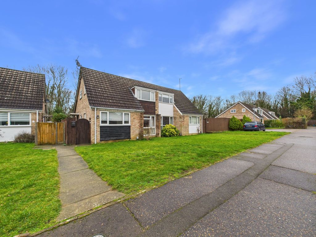 Property photo 1 of 27