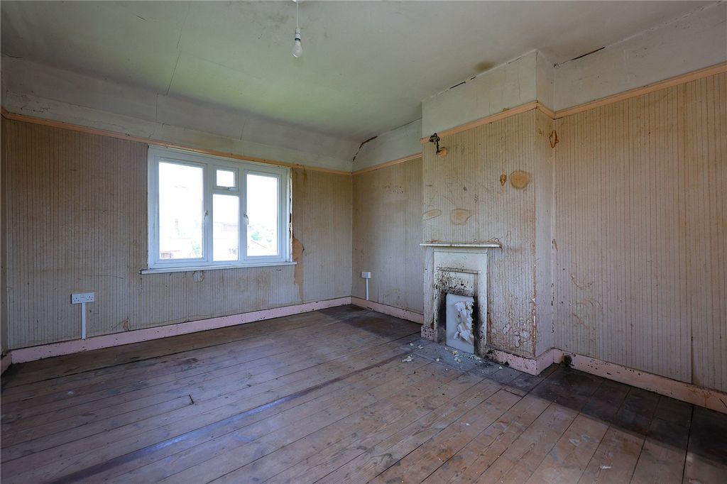 Property photo 2 of 19 Picture No. 02