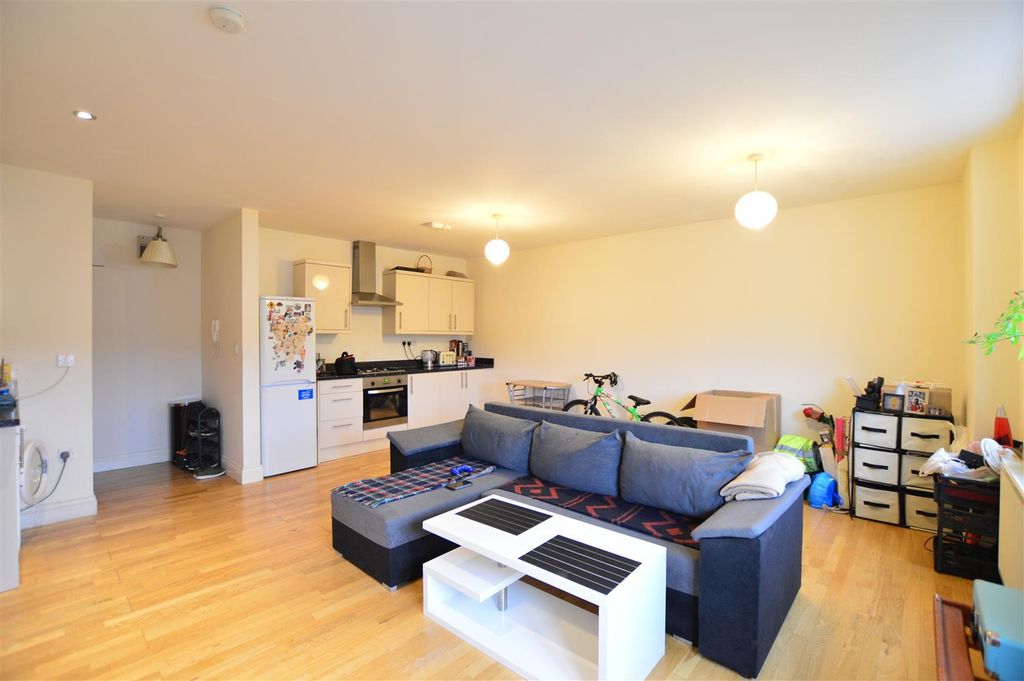 Property photo 2 of 6 Kmrcepsjukuurmqfkldroa.Jpg