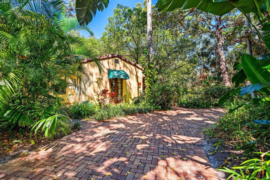 Property photo 2 of 10 <Alttext/>