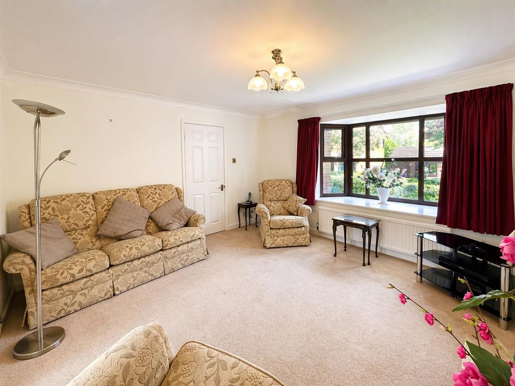 Property photo 3 of 14 32Bd0B1D-Beab-4Cea-9C48-086C456D19DC.Png