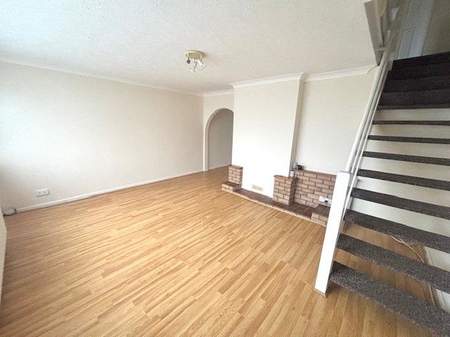 Property photo 2 of 10 Living Room