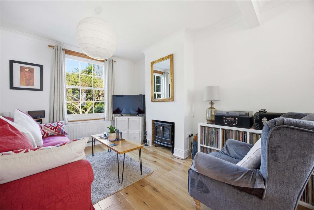 Property photo 3 of 14 Living Room