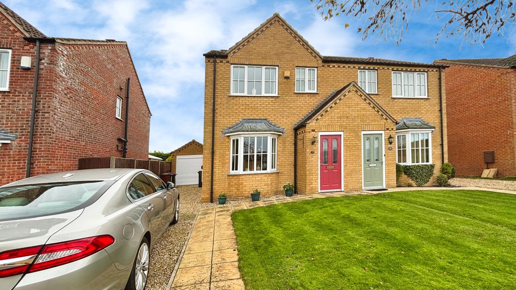 Property photo 1 of 12 Front