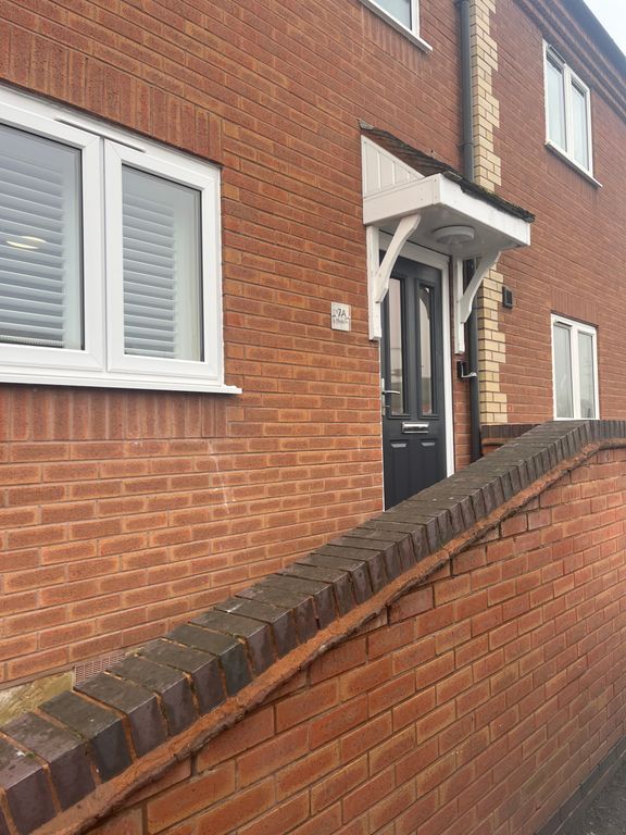 Property photo 2 of 12