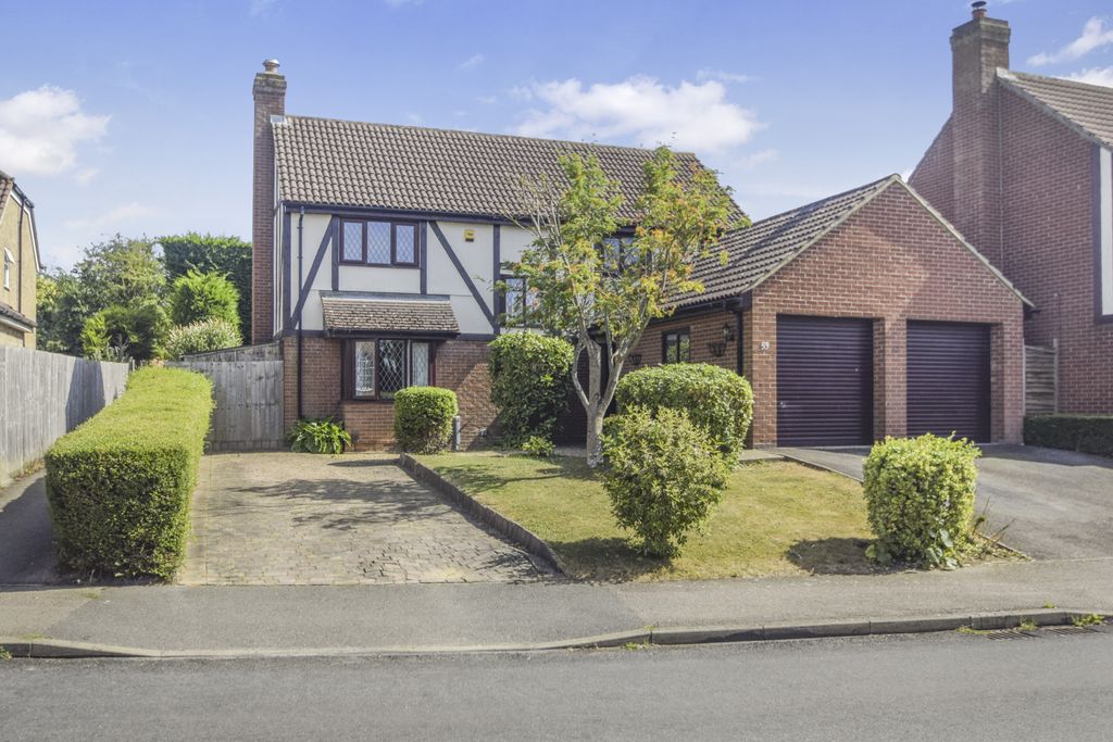 Property photo 1 of 18