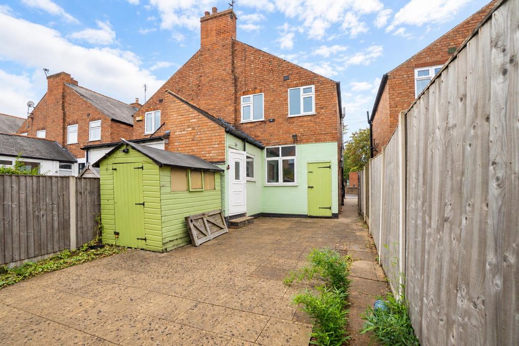 Property photo 2 of 16 F1787771-2938-446c-Ad52-0d56877E638c.Png